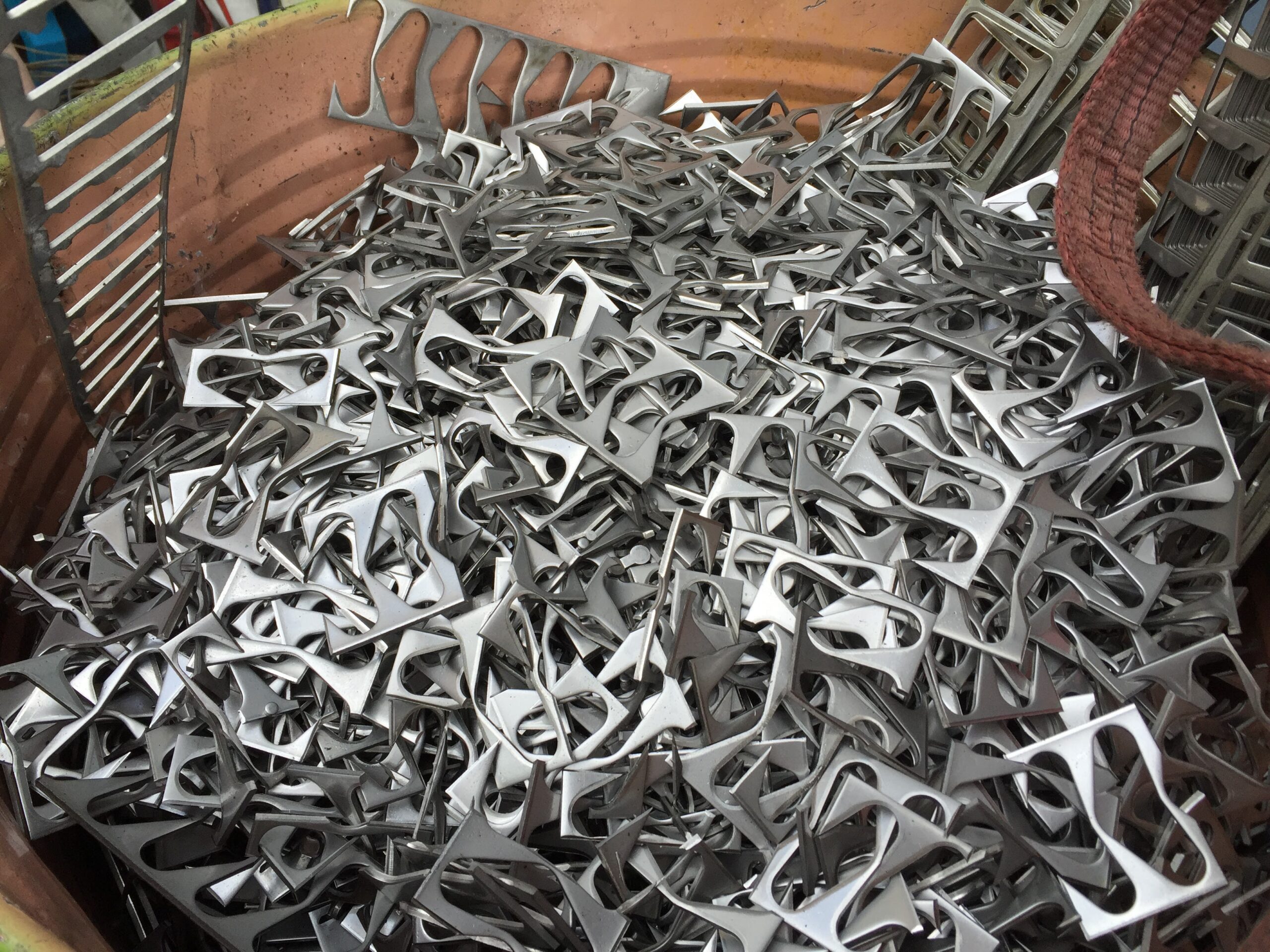 ステンレス新切り