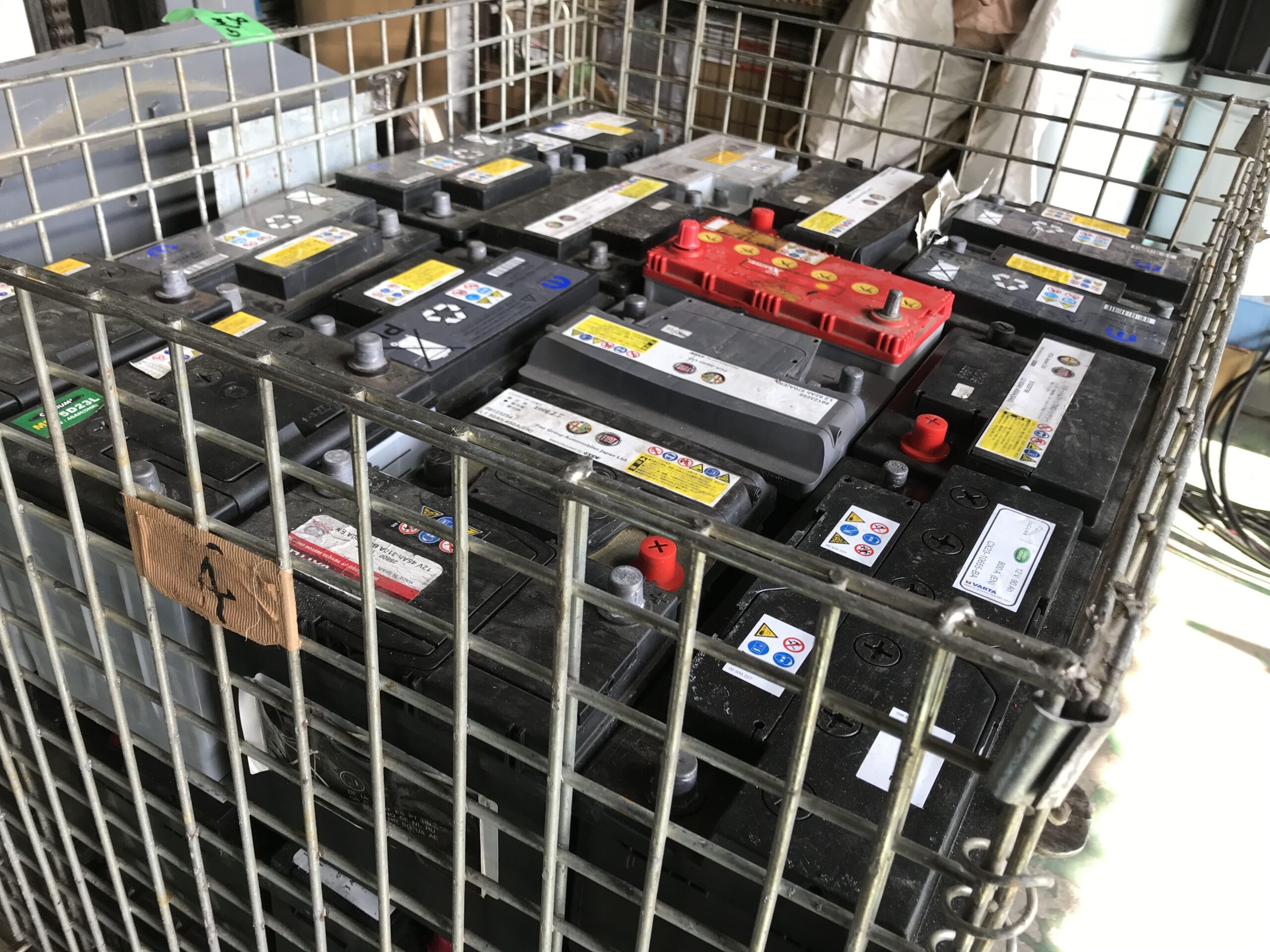 鉛バッテリー01